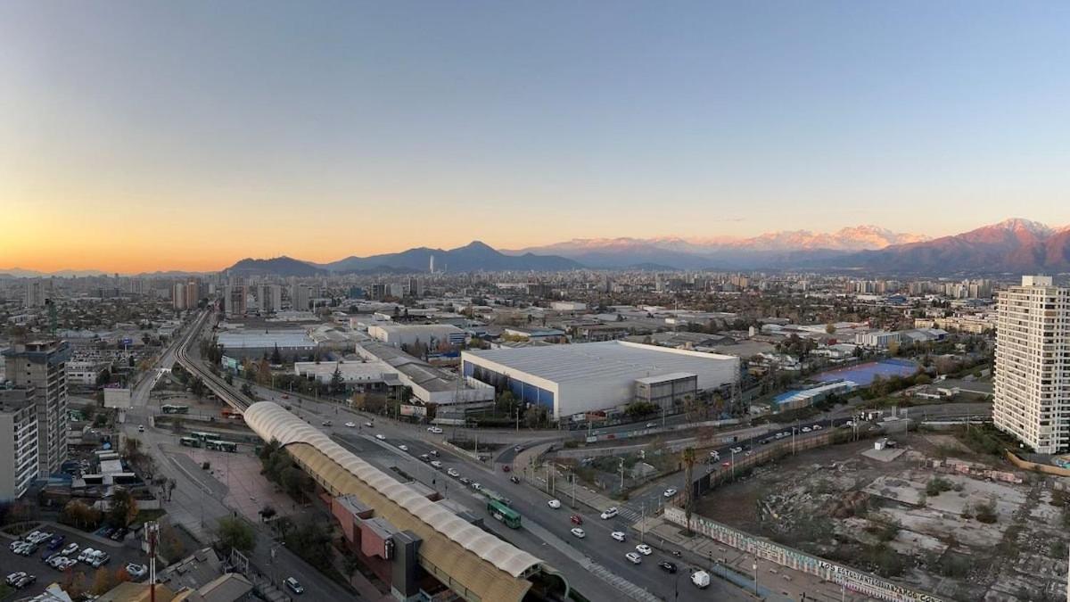Hermosos Dptos Cercanos A Metro Y Centros Comerciales Сантьяго Экстерьер фото